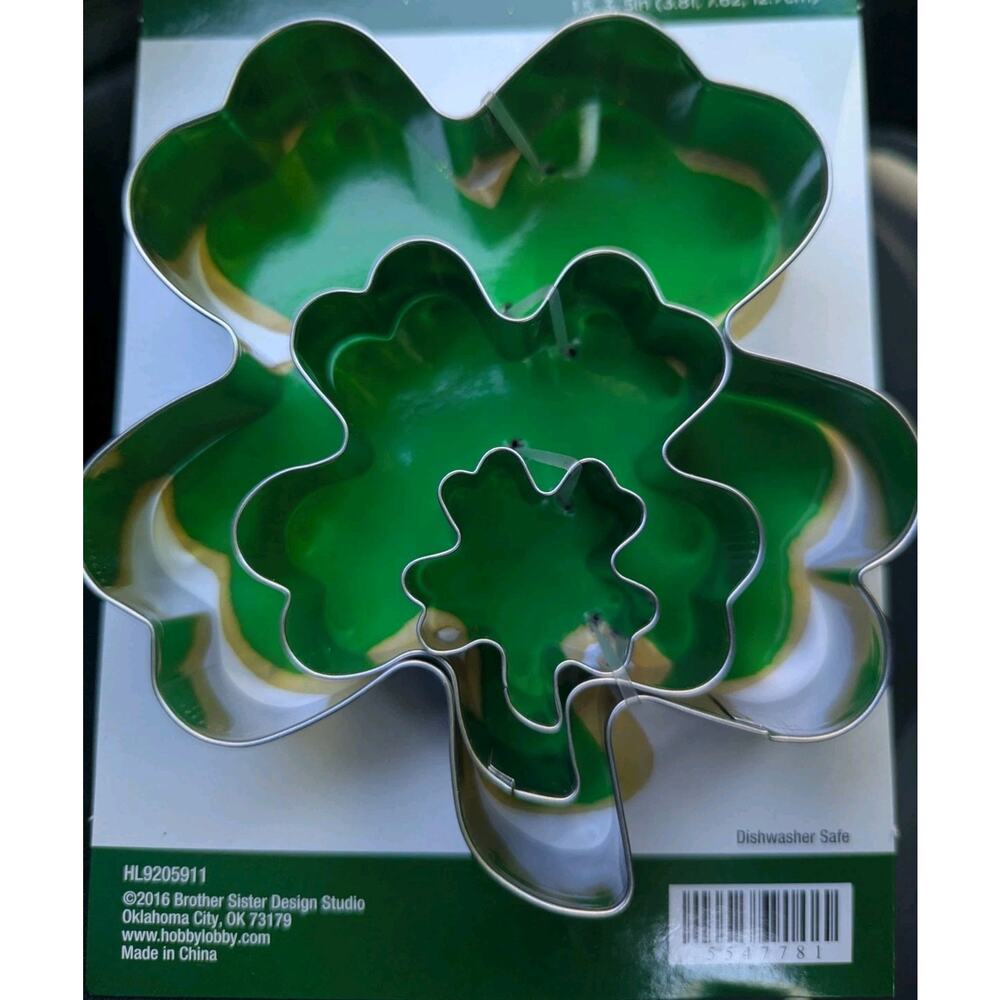 Set 3 pack 4 leaf clover shamrock St. Patrick's Day cookie cutters 1.5" 3" 5"